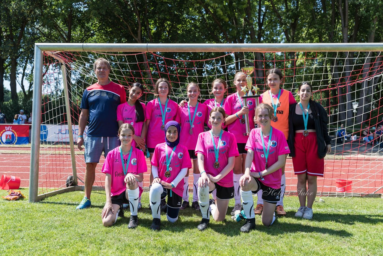 Bild 176 - Loewinnen Cup